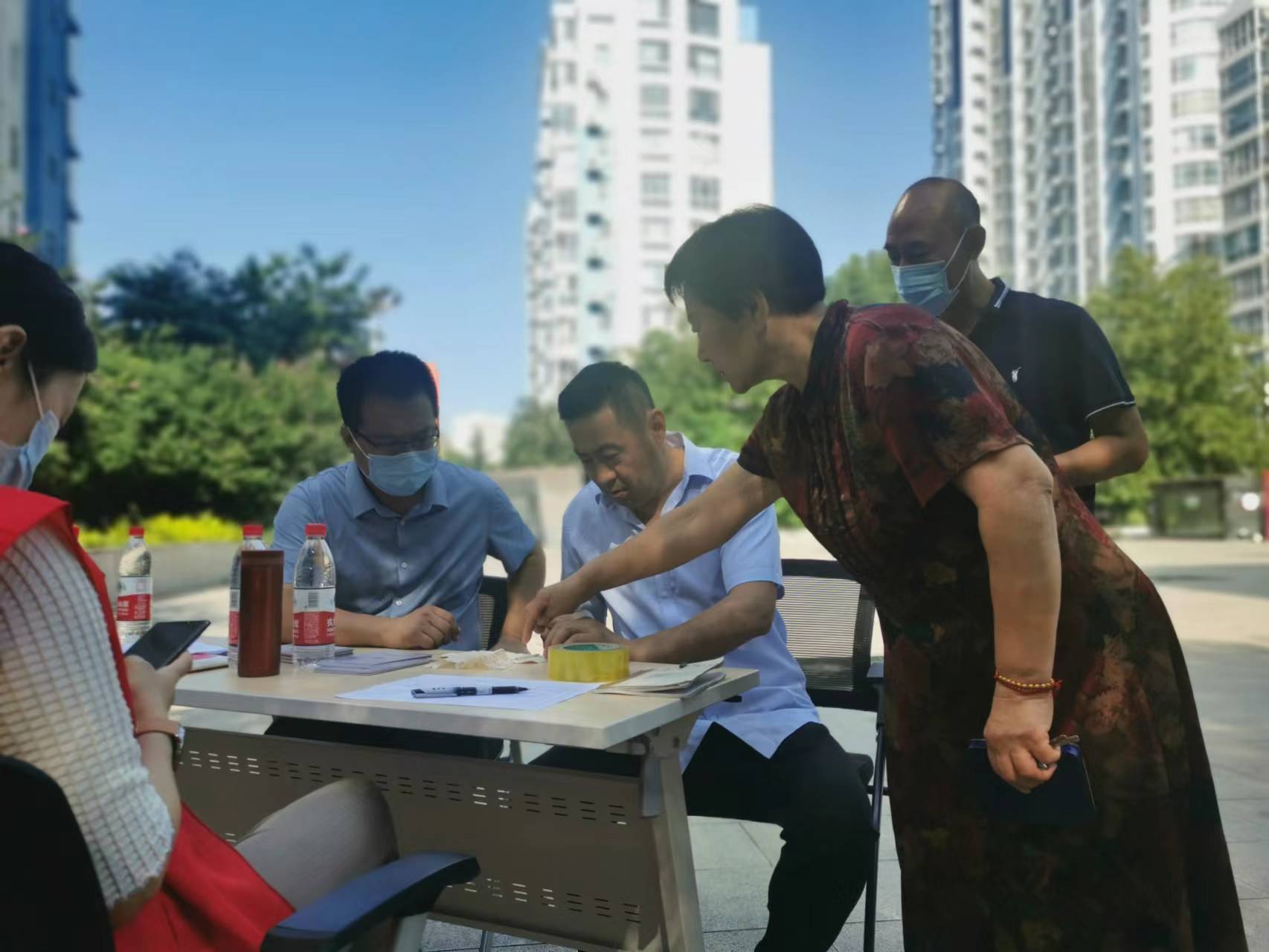 法律知识进社区，共建小区享幸福